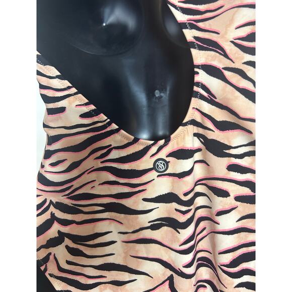 Victoria's Secret One-Shoulder One Piece Swimsuit Animal Print Size Large - Picture 6 of 7